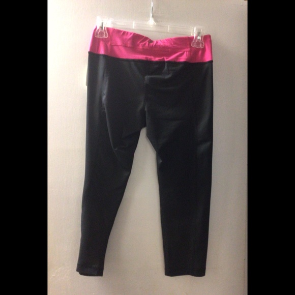 🌟Active Wear Yoga Capri-Pink - Picture 3 of 7